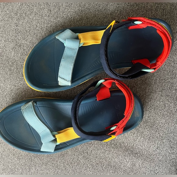 Men’s rainbow Teva tevas — water shoes - Picture 3 of 3